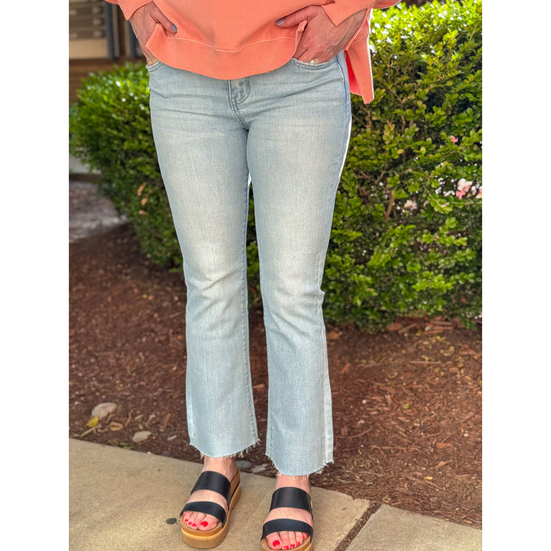 Vervet Miranda Mid Rise Ankle Bootcut Jeans - Light Wash