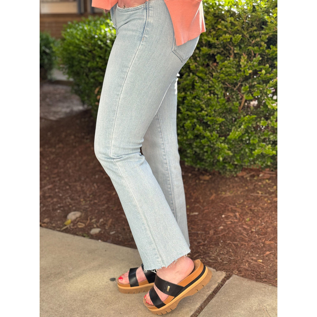 Vervet Miranda Mid Rise Ankle Bootcut Jeans - Light Wash