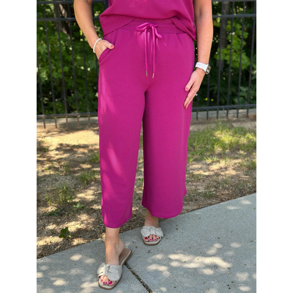 Chelsea Textured High-Waisted Wide Leg Pants - Magenta