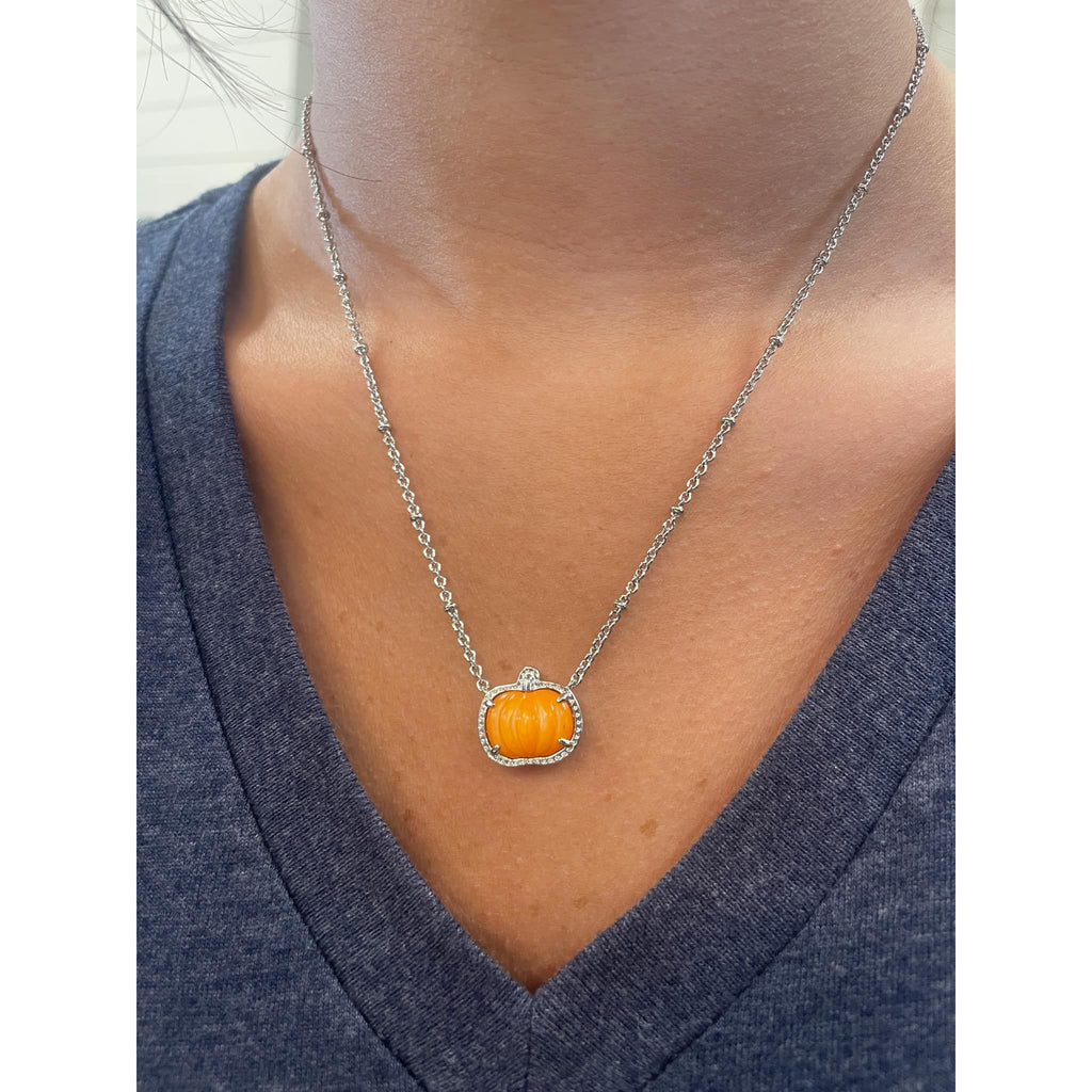 KENDRA SCOTT PUMPKIN SHORT PENDANT NECKLACE SILVER ORANGE MOTHER OF PEARL