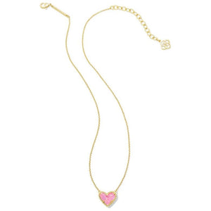 Kendra Scott Ari Heart Short Pendant Necklace Gold Pink Iridescent Glitter Glass