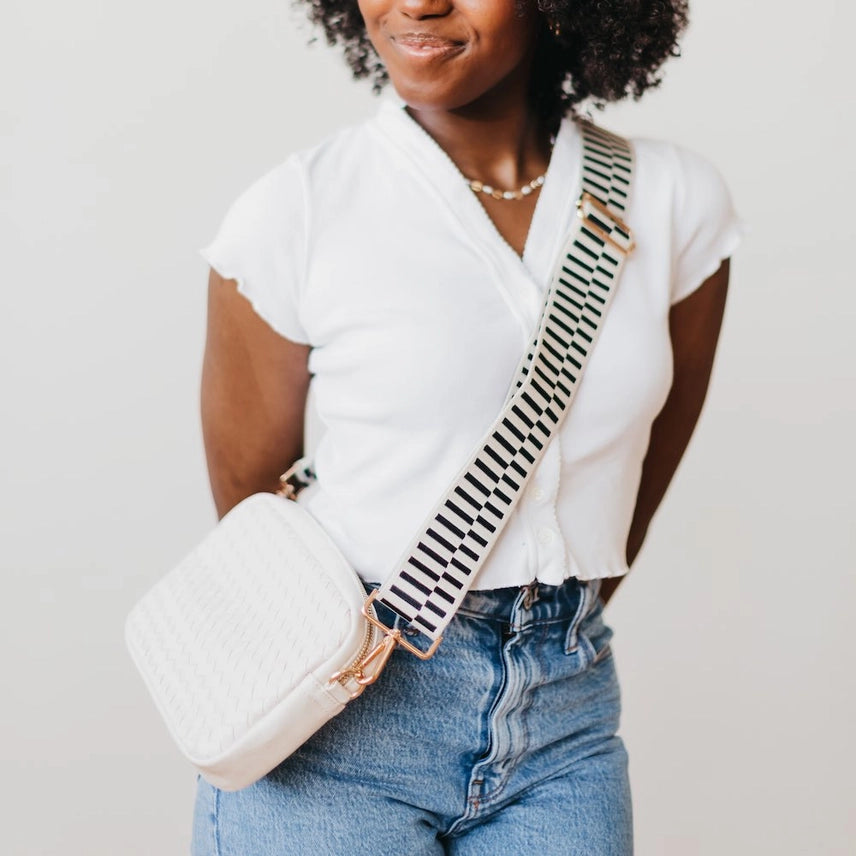Woven Willow Camera Crossbody Bag - Cream