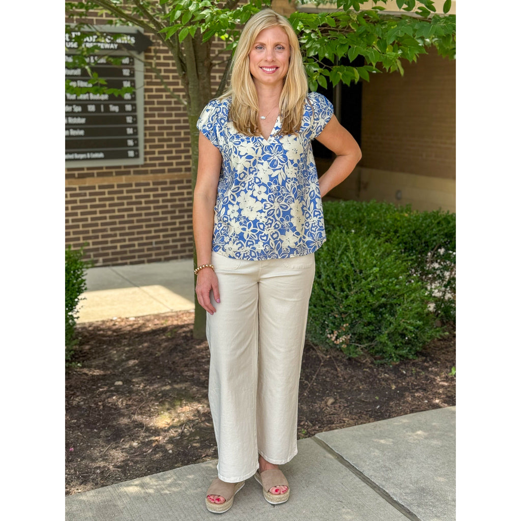 Sasha V Neck Cap Sleeve Top - Blue Floral
