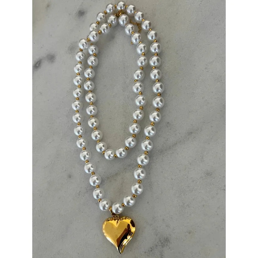 CHANSUTTPEARLS Wrap Around Pearl Heart Necklace - Gold