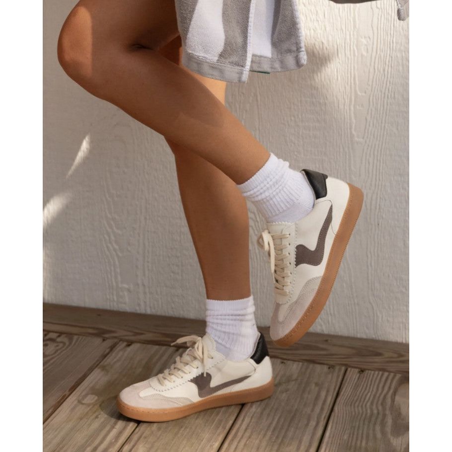 Dolce Vita Notice Sneakers - White/Grey