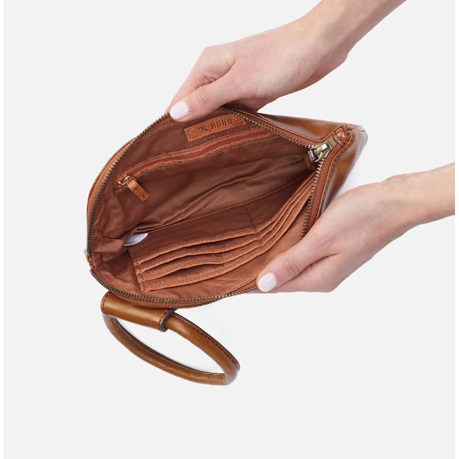 Hobo Sable Wristlet - Truffle