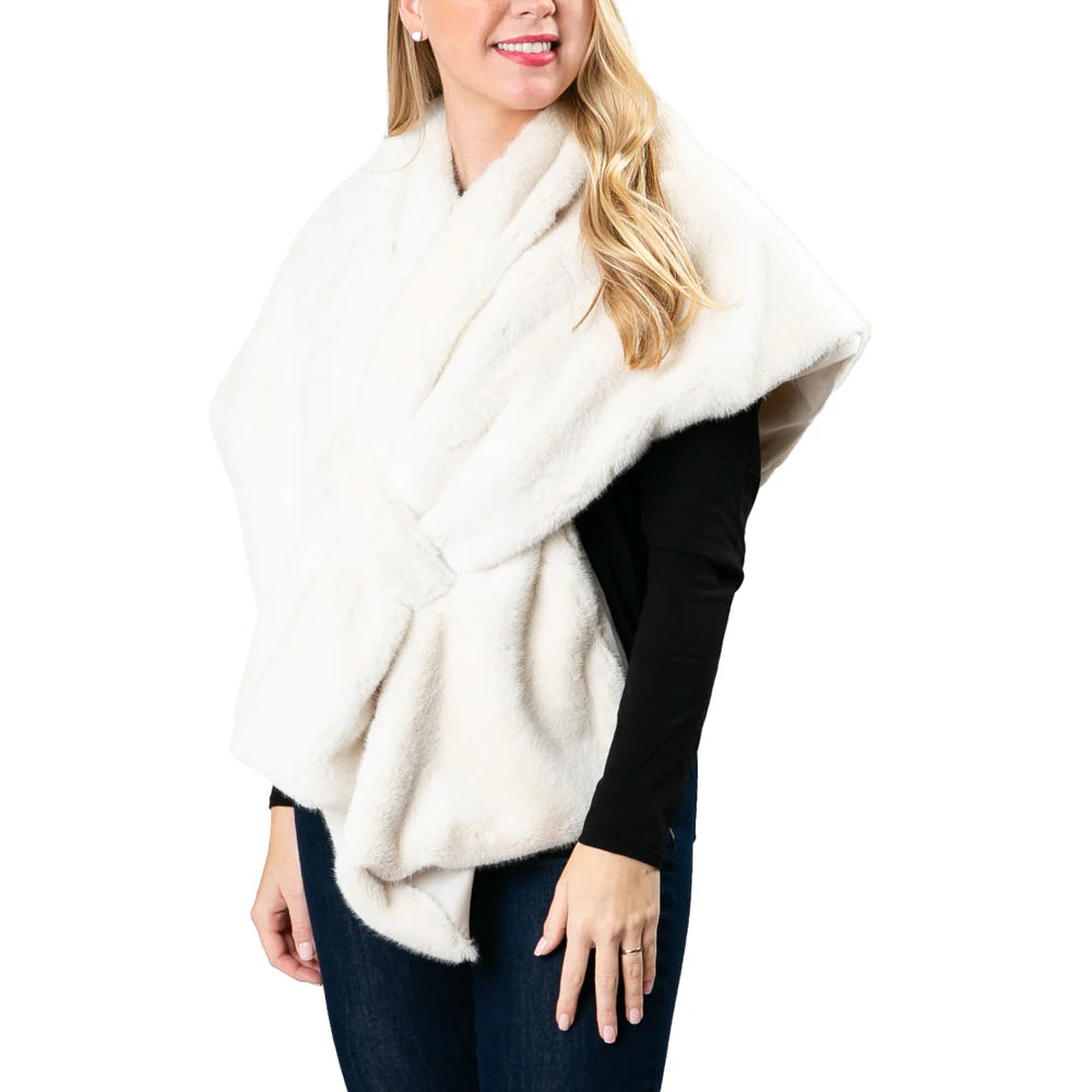 Katie Keyhole Wrap with Faux Fur Loop - White
