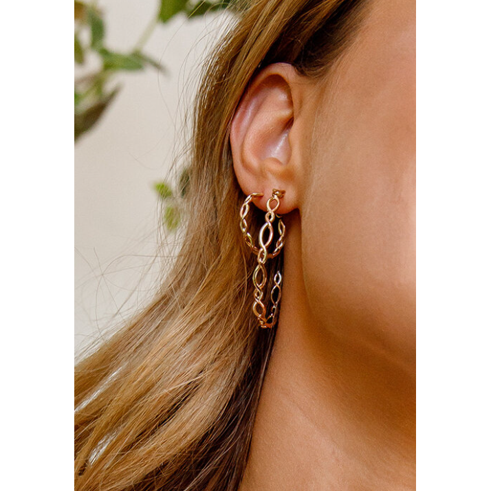 Natalie Wood Bloom Mini Hoop Earrings - Gold