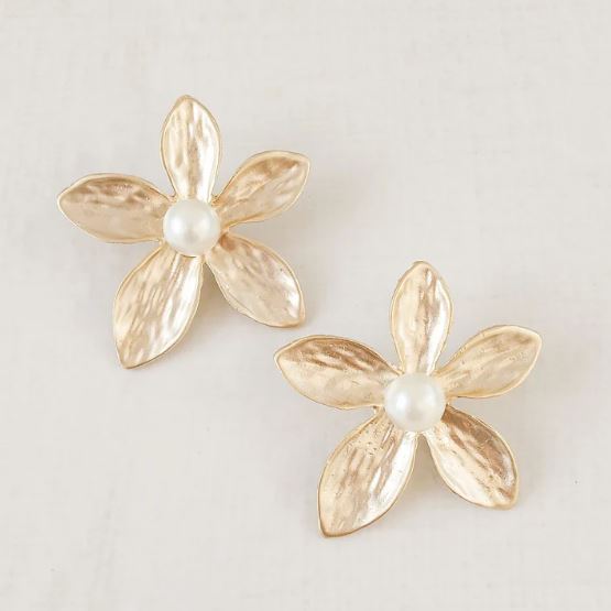 Virtue LUXE Flower w/ Pearl Center Earrings - The Tracy/Gold