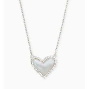 KENDRA SCOTT ARI HEART SHORT PENDANT NECKLACE RHODIUM IVORY MOTHER OF PEARL