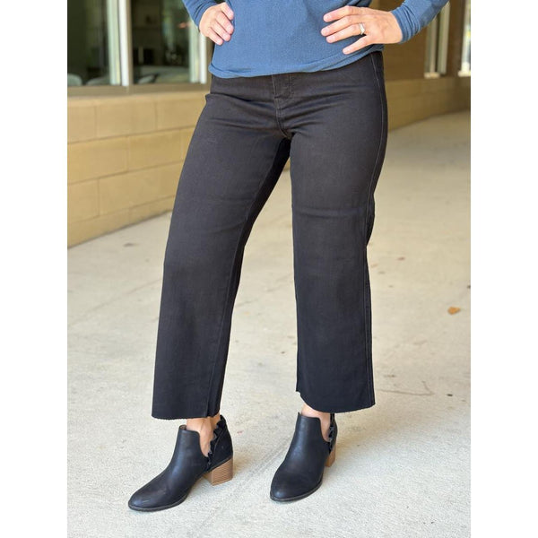 High Rise Tummy Control Wide Leg Crop Judy Blue Jeans in Black