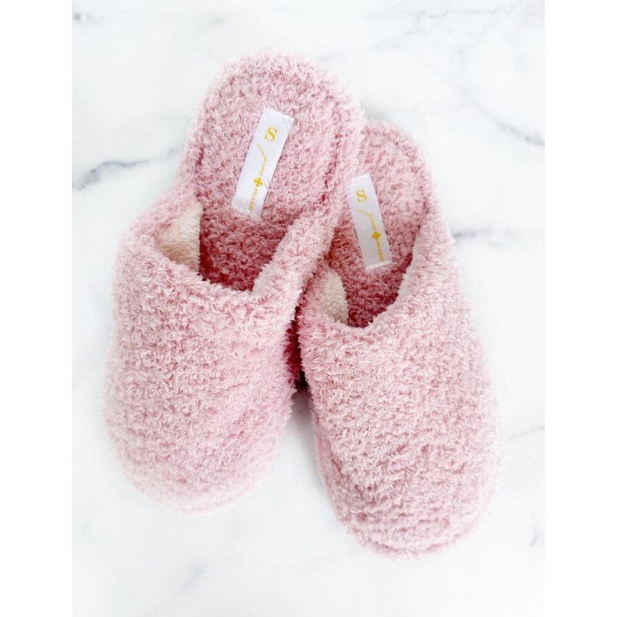 Fuzzy Closed Toe Slippers - Pink